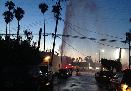 Hydrant Spouts Water