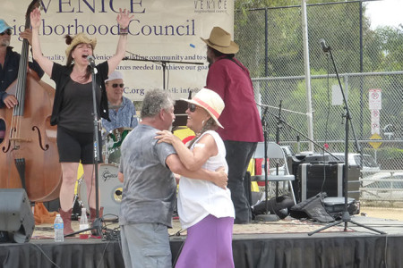 VNC Rocks with Annual Picnic