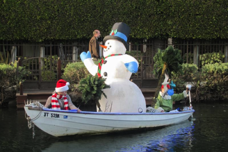 Canal’s Annual Parade Outdoes Itself