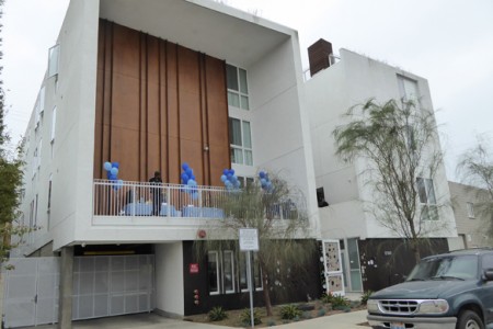 Gateway Apartments Opens for Chronically...