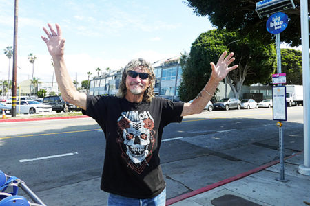Two Bridge Home Residents Thank Venice Residents...
